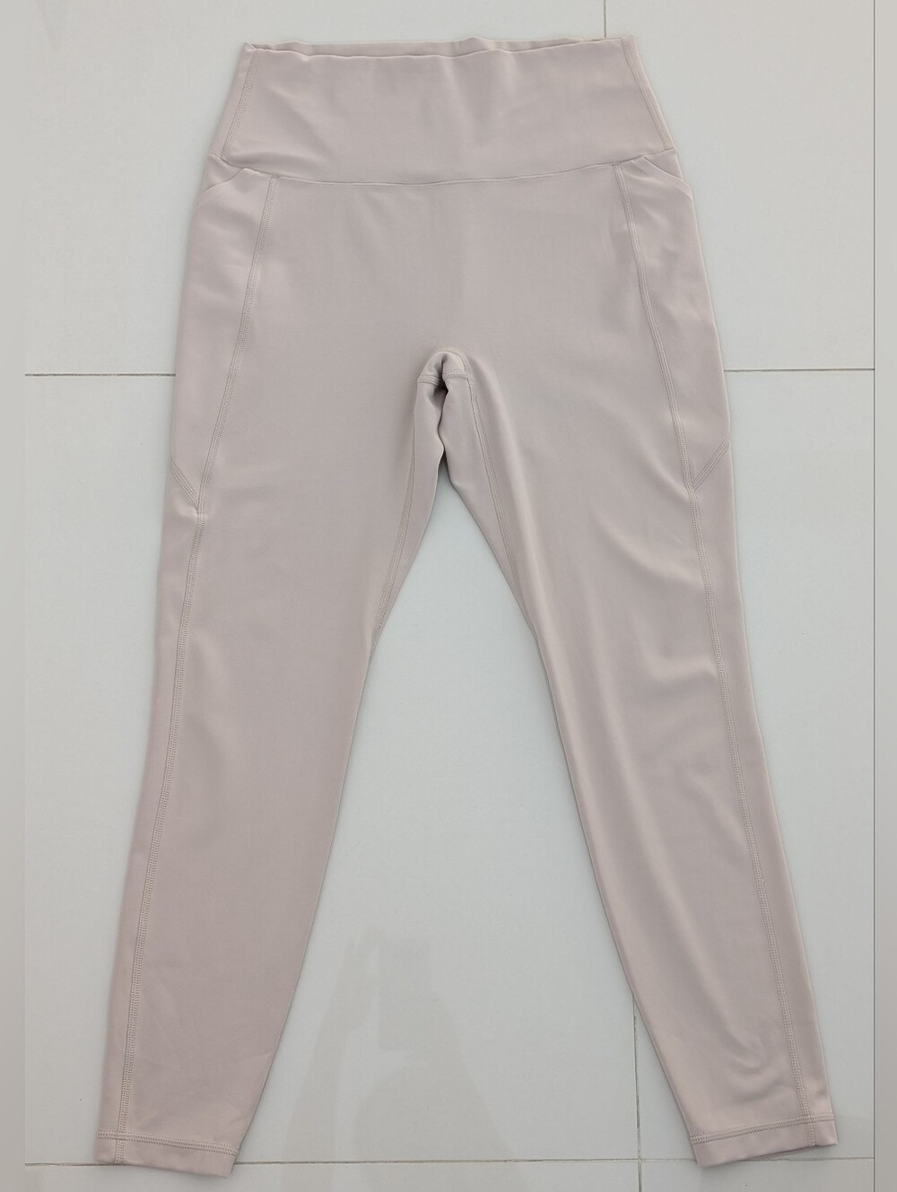 Uniqlo Leggings Women's L Beige High Waist Ultra soft with Side Pockets
